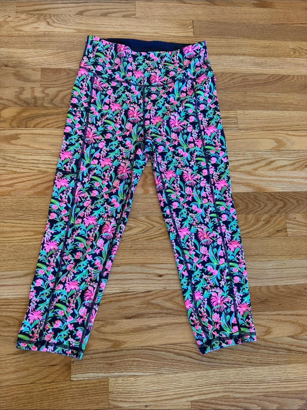 Lilly Pulitzer Floral Leggings in Black, Pink & Green